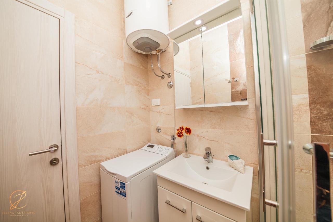 הרצג-נובי Apartments Ruzmarin מראה חיצוני תמונה